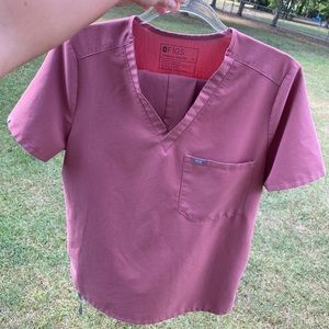FIGS size medium top/bottom Mauve scrubs